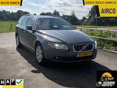 Volvo V70 - 2.0 Summum Leder Airco Trekhaak Nap