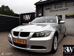 BMW 3-serie Touring - 320i *A/C*TREKHAAK*PDC*APK 06-2027