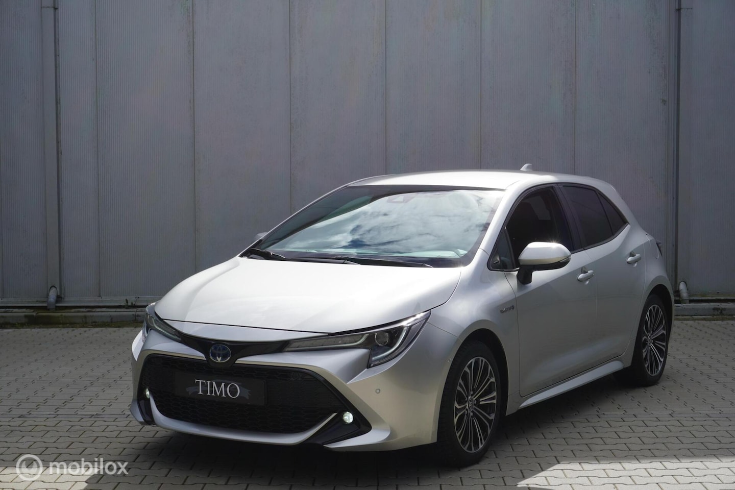 Toyota Corolla - 1.8 Hybrid Dynamic 23.535 KM - AutoWereld.nl