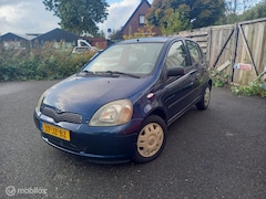 Toyota Yaris - 1.3-16V VVT-i Luna/ Airco / NAP / 5deurs