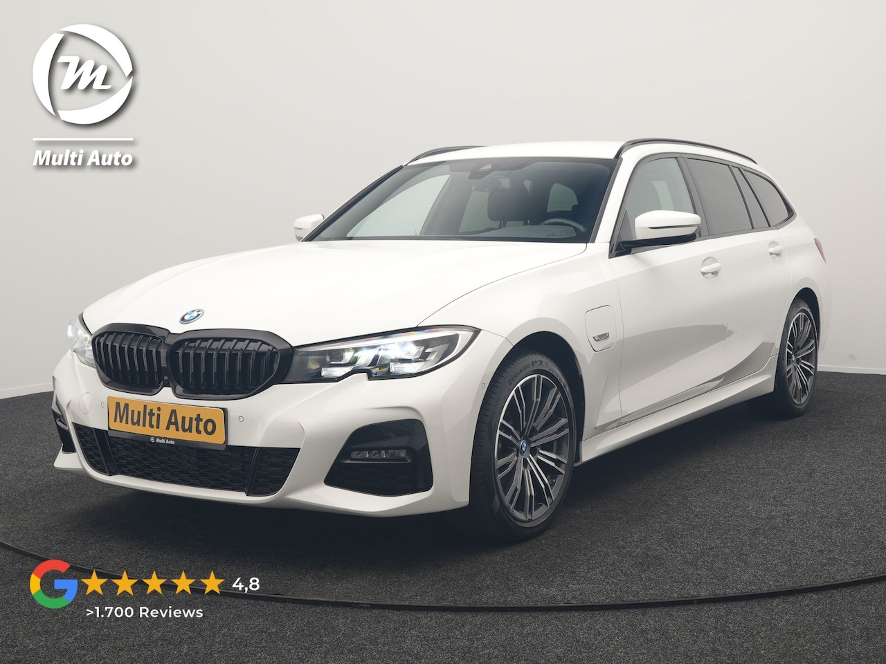 BMW 3-serie Touring - 320e xDrive M Sport PHEV Dealer O.H. | Camera | Alcantara Sportstoelen & Stuur Verwarmd | - AutoWereld.nl