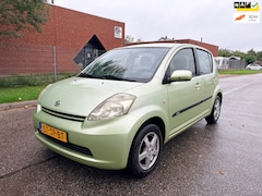 Daihatsu Sirion 2 - 1.0-12V Trend Met 1 Jaar APK