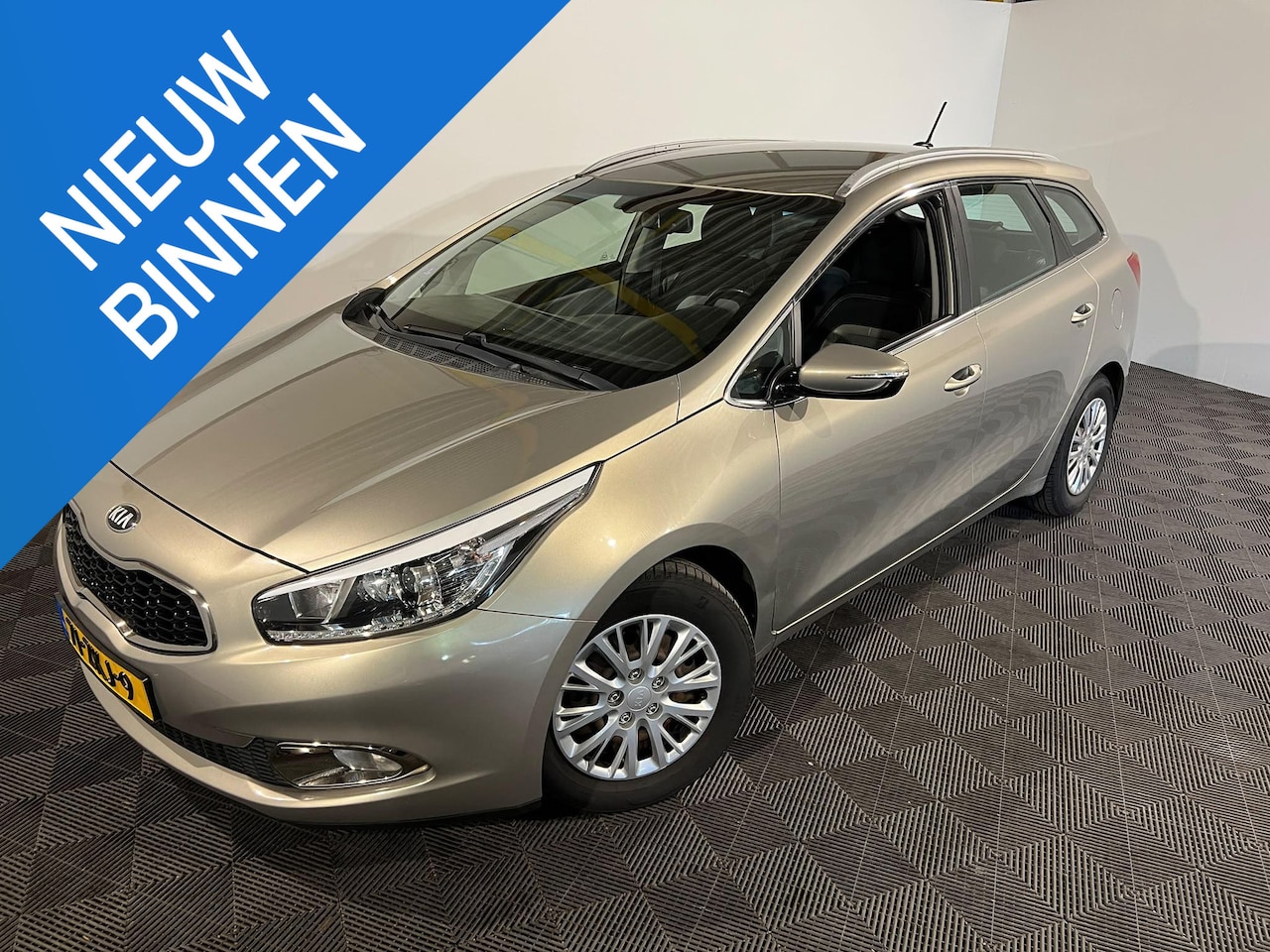 Kia Cee'd Sportswagon - 1.6 GDI Plus Pack 1.6 GDI Plus Pack - AutoWereld.nl