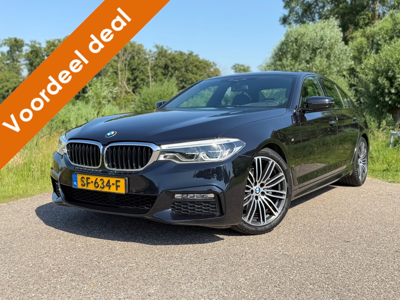 BMW 5-serie - 520i High Executive M-Sport / Automaat / Camera / Climate Control / Goed Onderhouden / Nav - AutoWereld.nl