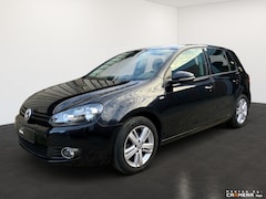 Volkswagen Golf - 1.2 TSI 105ps 6bak Highline match navi leder cruise keyless