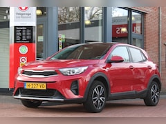 Kia Stonic - 1.2 MPi *ComfortLine* | Trekhaak | Carplay | Cruise Control | A/C | Stoel & Stuurverwarmin