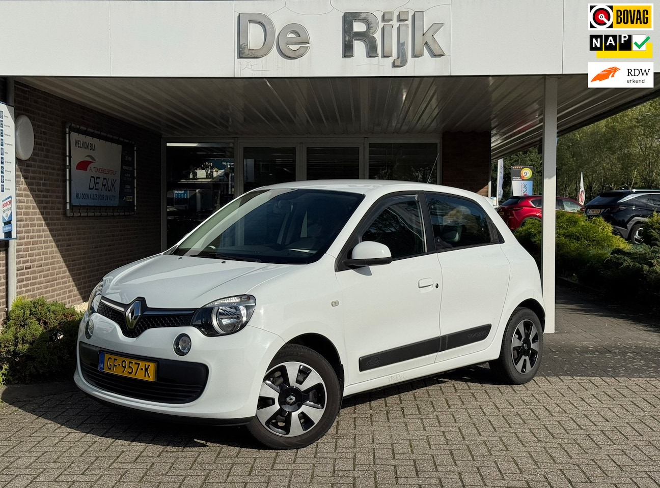Renault Twingo - 1.0 SCe Expression | Airco, Bluetooth, Cruise, Radio | Goed onderhouden | NAP | - AutoWereld.nl