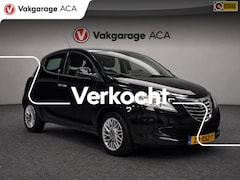 Lancia Y(psilon) - Ypsilon 1.2 Black & Red