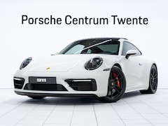 Porsche 911 - Carrera GTS