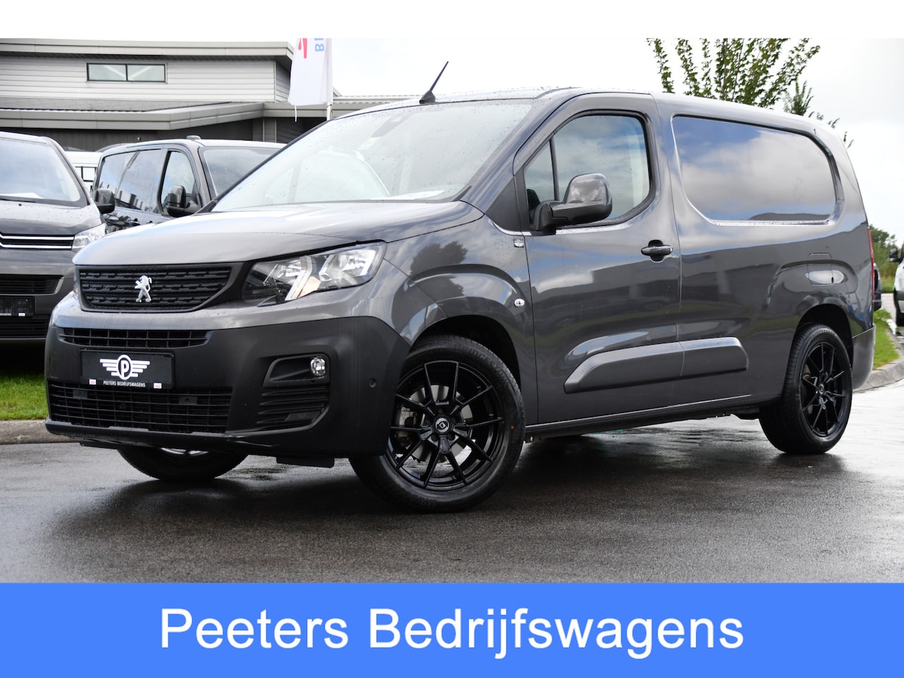 Peugeot Partner - 1.5 BlueHDI L2 PB Edition Camera, Cruise, Carplay, Trekhaak, Sensoren, 130pk, Automaat, Mu - AutoWereld.nl