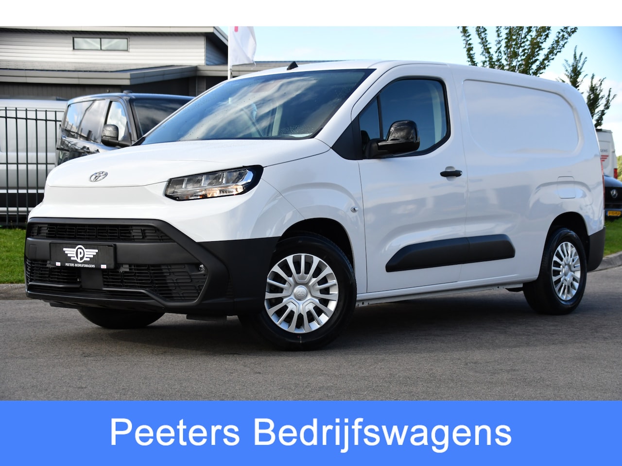Toyota PROACE CITY Electric - Professional 50 kWh Virtual, Camera, Cruise, Carplay, Multimedia, Standkachel, 136pk, NIEU - AutoWereld.nl