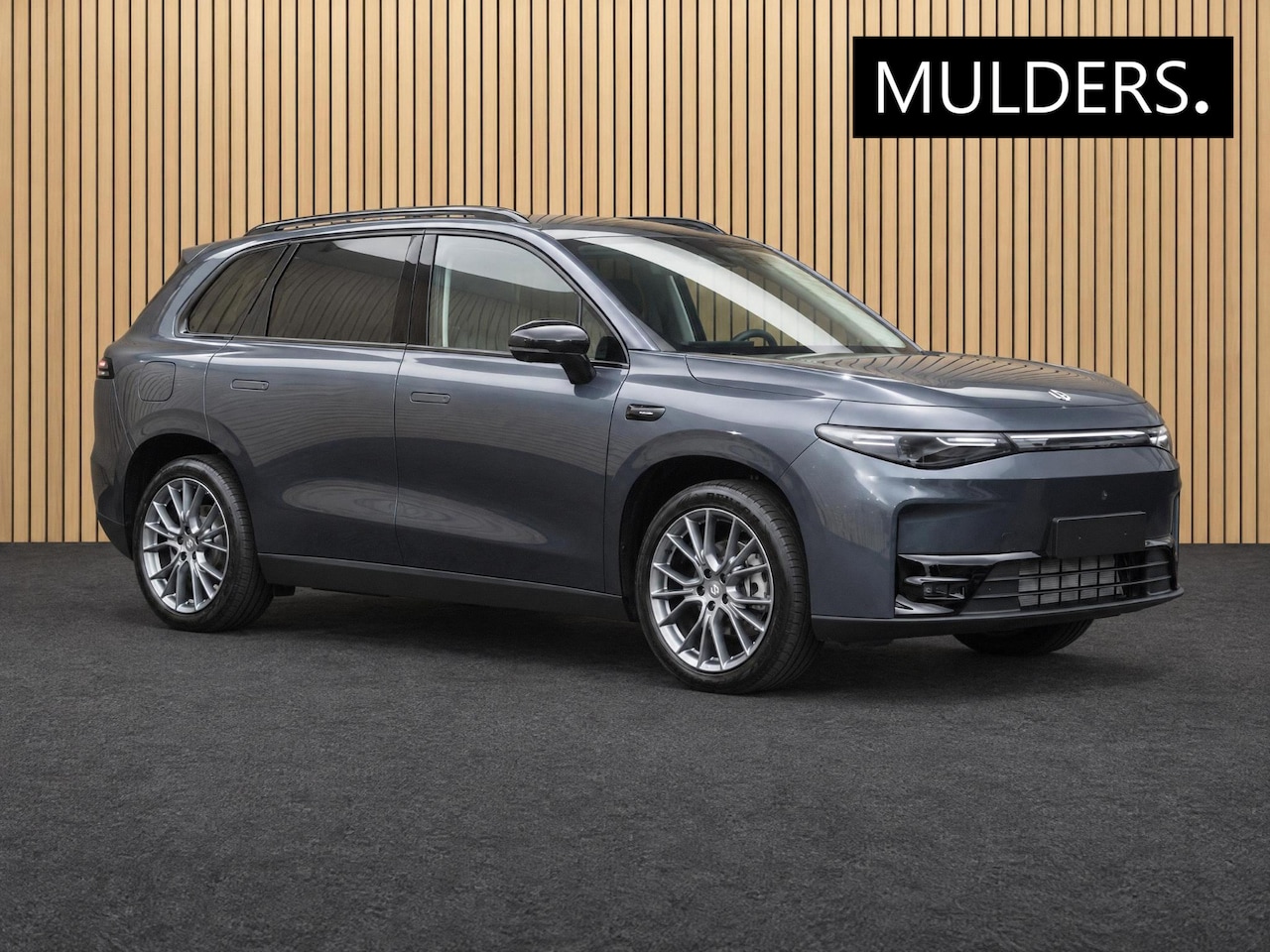 Leapmotor C10 - Design REEV 28.4 kWh VOORRAAD KORTING - AutoWereld.nl