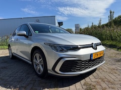 Volkswagen Golf - 1.5 eTSI R-Line Business