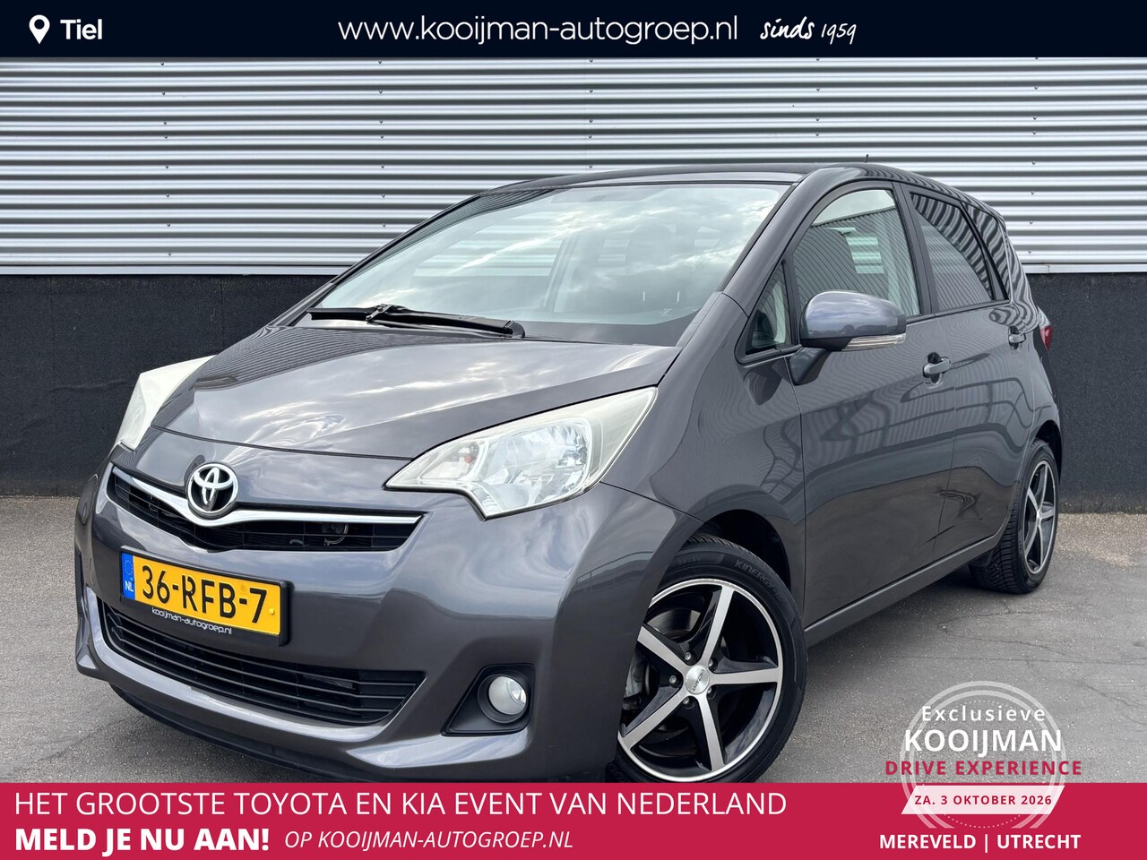 Toyota Verso S - 1.3 VVT-i Aspiration Panoramadak / LM velgen / Trekhaak / Climate control - AutoWereld.nl