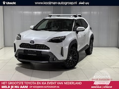 Toyota Yaris Cross - 1.5 Hybrid Adventure Parkeersensoren voor en achter , Stoelverwarming , BLIS , Dakdragerse