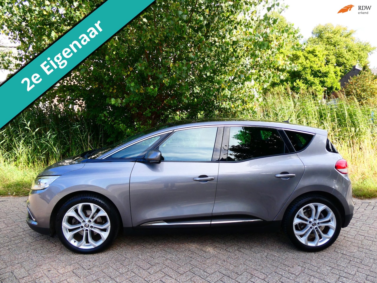 Renault Scénic - 1.3 TCe 2e eig. 104.000 Clima Cruise Navi Trekhaak 1850kg. - AutoWereld.nl