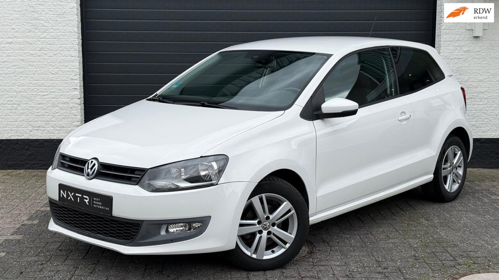 Volkswagen Polo - 1.2 Easyline TEAM | Cruise | Stoelverwarming | PDC | Airco - AutoWereld.nl