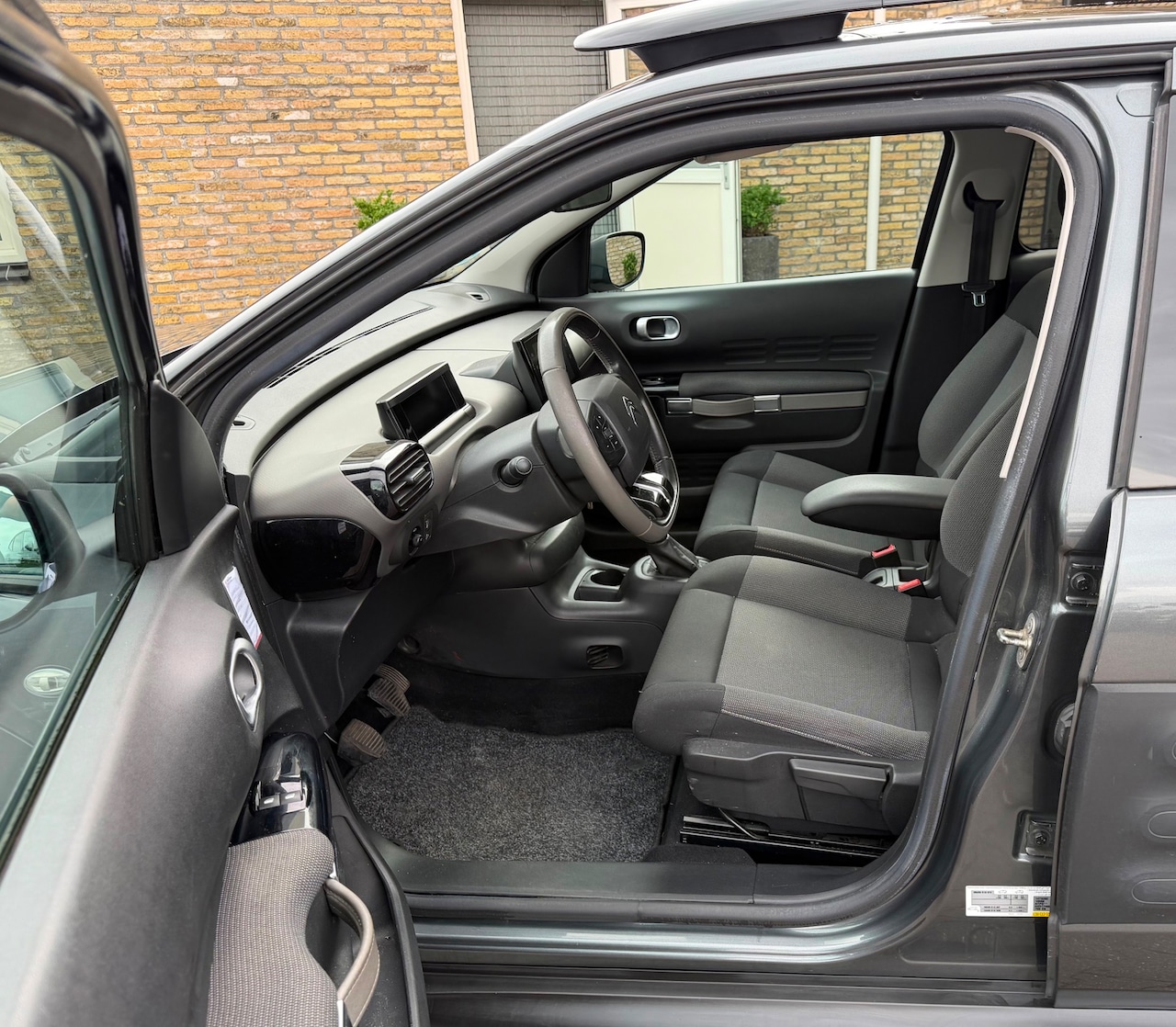 Citroën C4 Cactus - 1.2 PureTech Business Plus Bj 2017 Zeer Nette auto - AutoWereld.nl