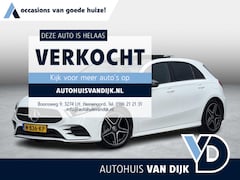 Mercedes-Benz A-klasse - 180 Premium AMG Line | Pano-Dak/Sfeerverlichting/Camera/18-inch