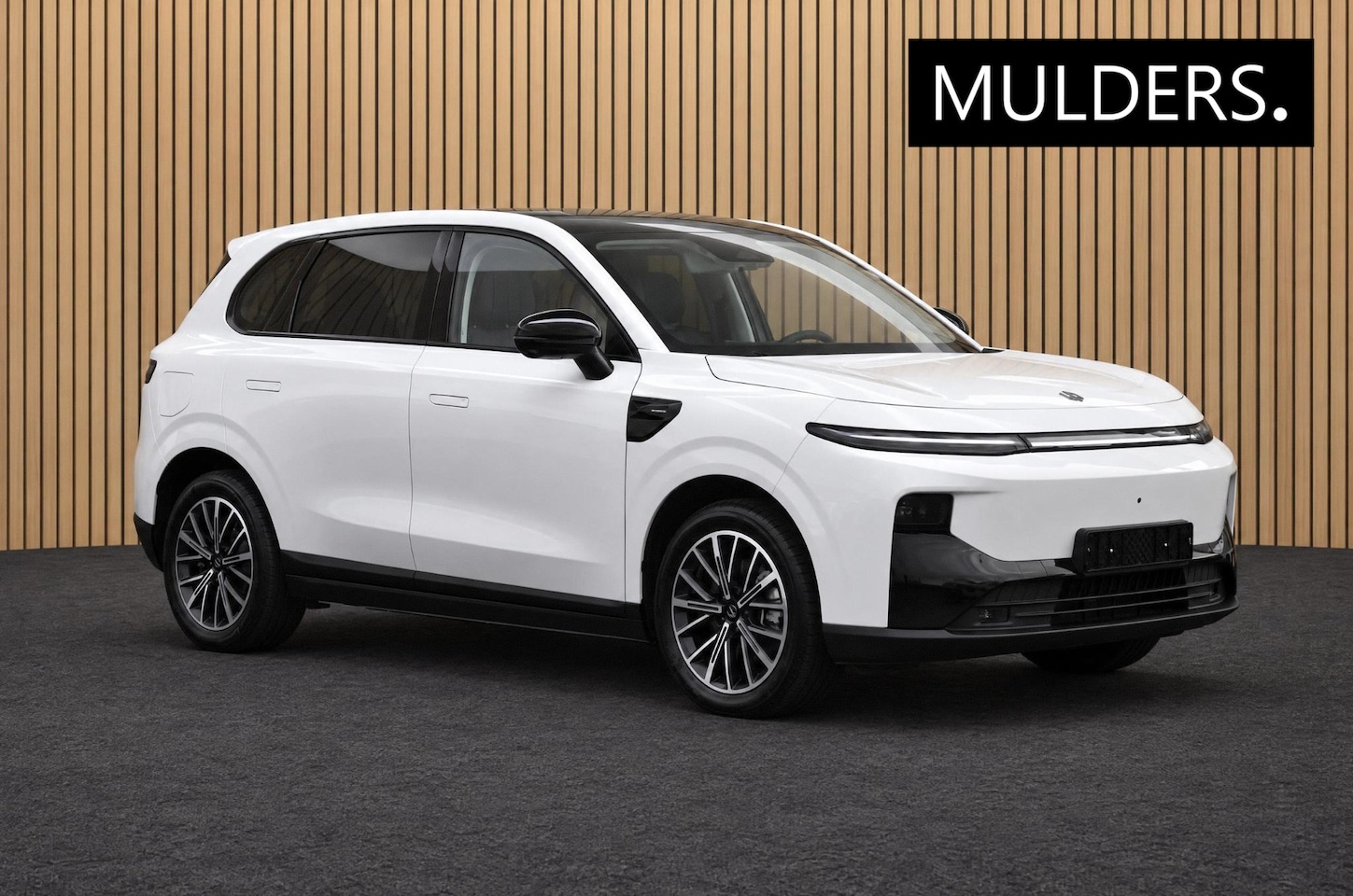 Leapmotor B10 - Design ProMax 67.1 kWh VOORRAAD KORTING - AutoWereld.nl