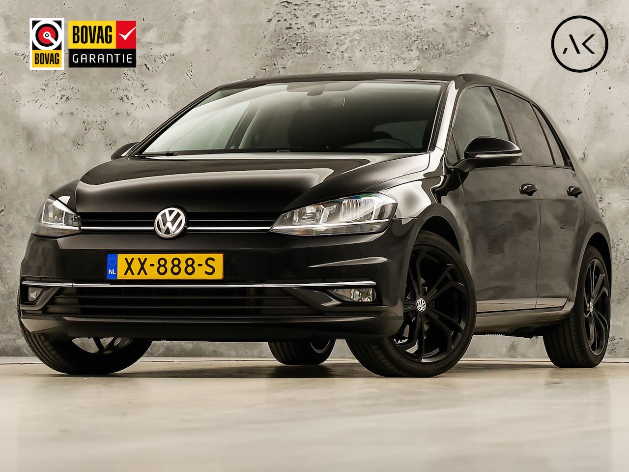 Volkswagen Golf - 1.0 TSI Sportline (APPLE CARPLAY, NAP, BLACK PACK, GROOT NAVI, GETINT GLAS, CLIMATE, PARKE - AutoWereld.nl