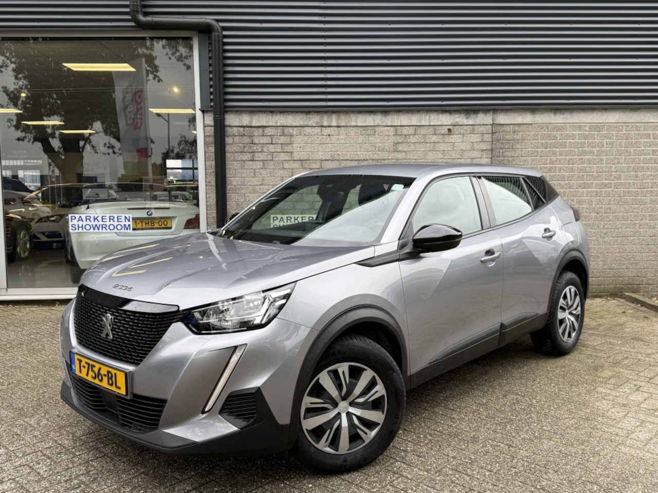 Peugeot 2008 - 1.2 PT Active Pack - AutoWereld.nl