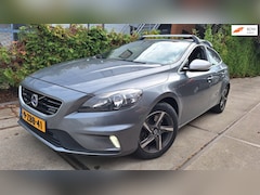 Volvo V40 - 2.0 D4 R-Design Business