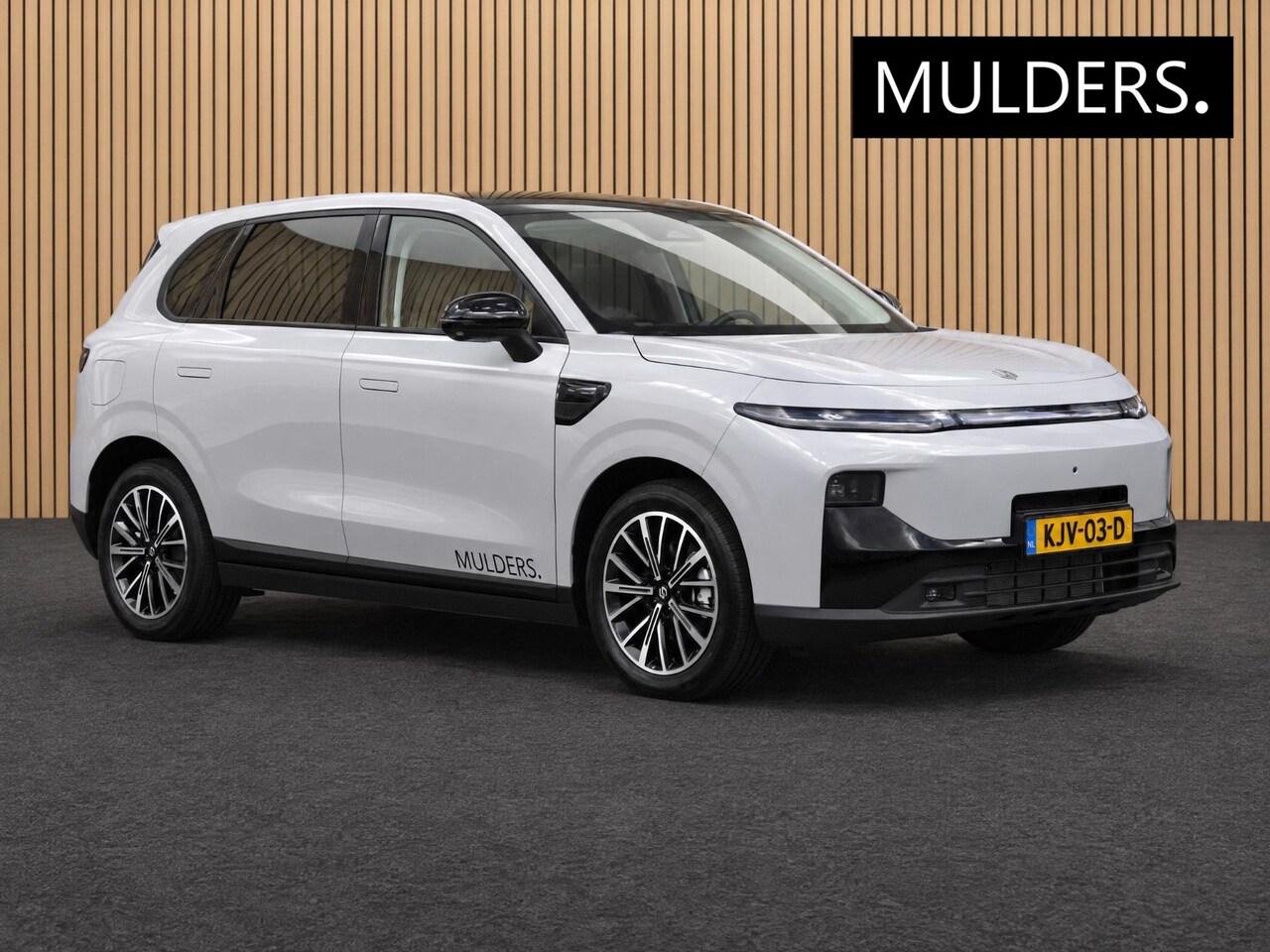 Leapmotor B10 - Design Hybrid EV 18.8 kWh Direct leverbaar - AutoWereld.nl