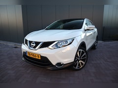 Nissan Qashqai - 1.2 Connect Edition Automaat Navigatie Camera Stoelverwarming Trekhaak. AUTOMAAT niet 100