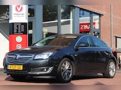 Opel Insignia - 1.6 Turbo *Cosmo* | Trekhaak | Camera | Navigatie | Cruise & Climate Control | Bluetooth |