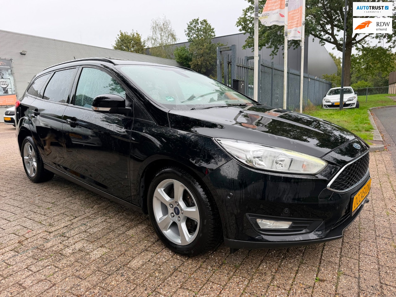 Ford Focus Wagon - 1.0 EcoBoost Titanium Business 1e eigenaar, 67.520 km, cruise, clima, stoel en stuur verwa - AutoWereld.nl