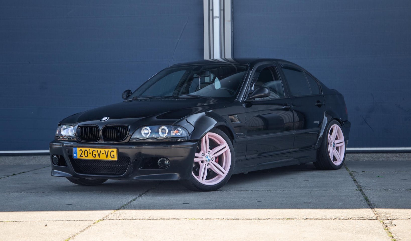 BMW 3-serie - 320i Executive DRIFT / RACE / TRACKDAY / SPRINT / CITCUIT / 6 CILINDER / TIME ATTACK / WID - AutoWereld.nl