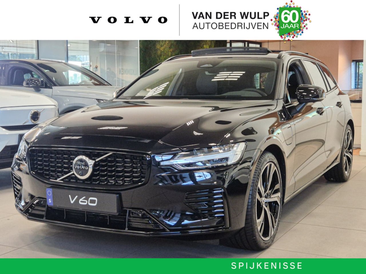 Volvo V60 - T6 350pk AWD Ultra Dark | 19'' | Getint glas | S/K dak - AutoWereld.nl
