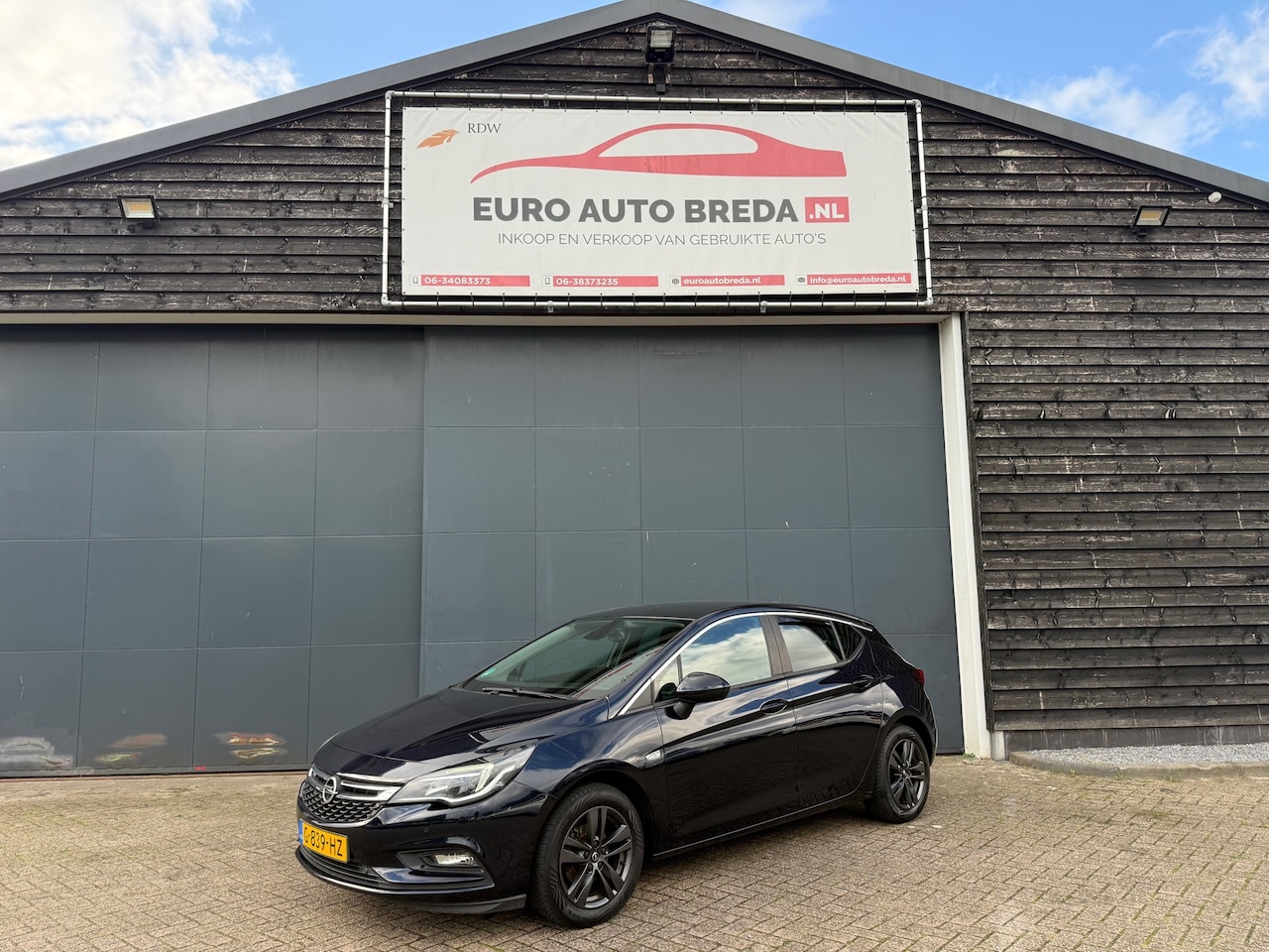 Opel Astra - 1.0 Turbo 120 Jaar Edition 1.0 Turbo 120 Jaar Edition - AutoWereld.nl