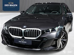 BMW 5-serie - 530E M SPORT / PANODAK / MEMORY / HARMANKARDON / LEDER / ACC
