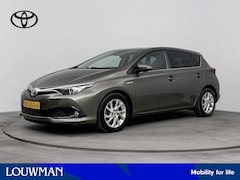Toyota Auris - 1.8 Hybrid Dynamic | Navigatie | Cruise Control | Achteruitrijcamera |