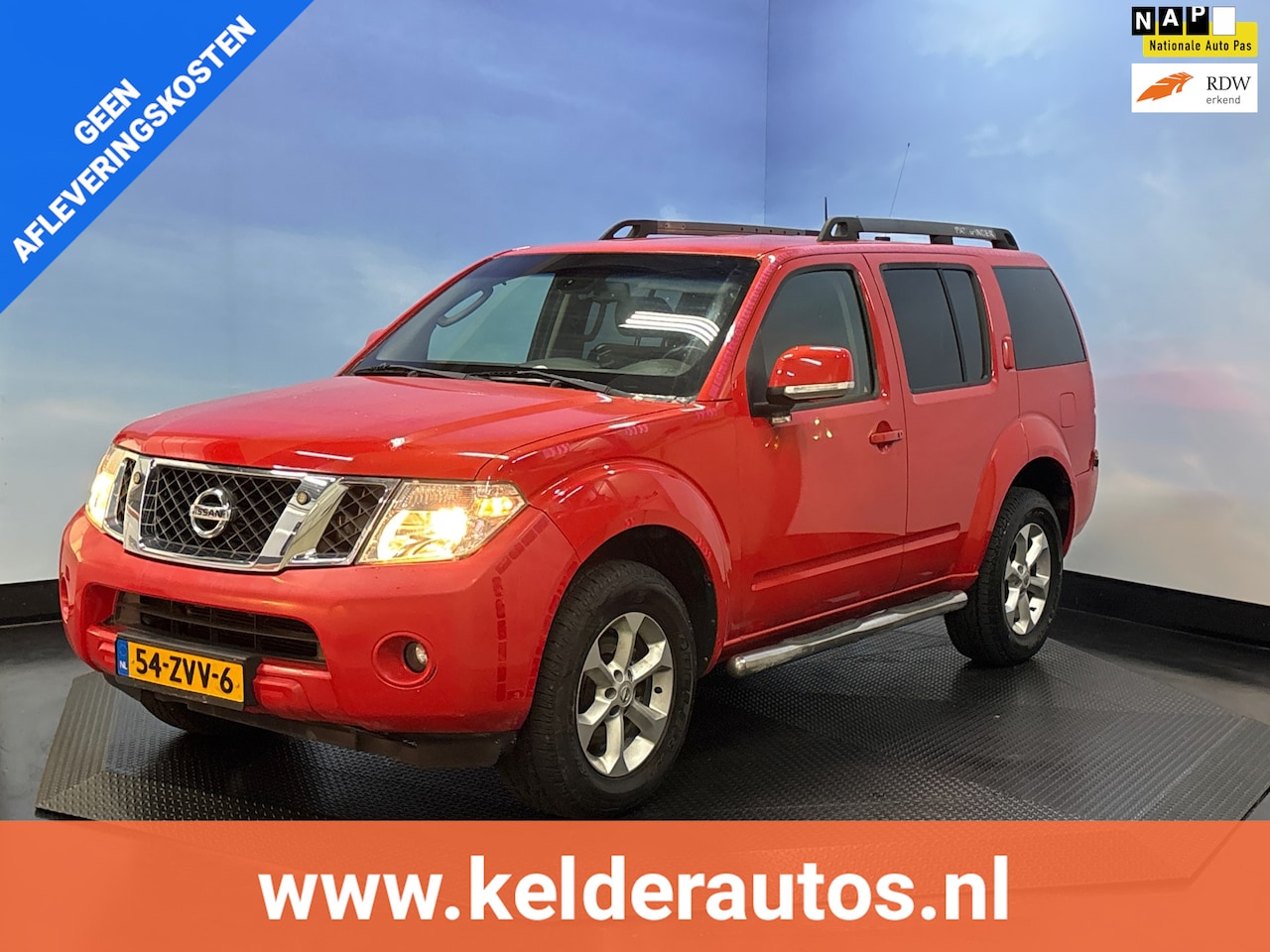 Nissan Pathfinder - 2.5 dCi SE Automaat, Camera, Trekhaak, 7 persoons - AutoWereld.nl