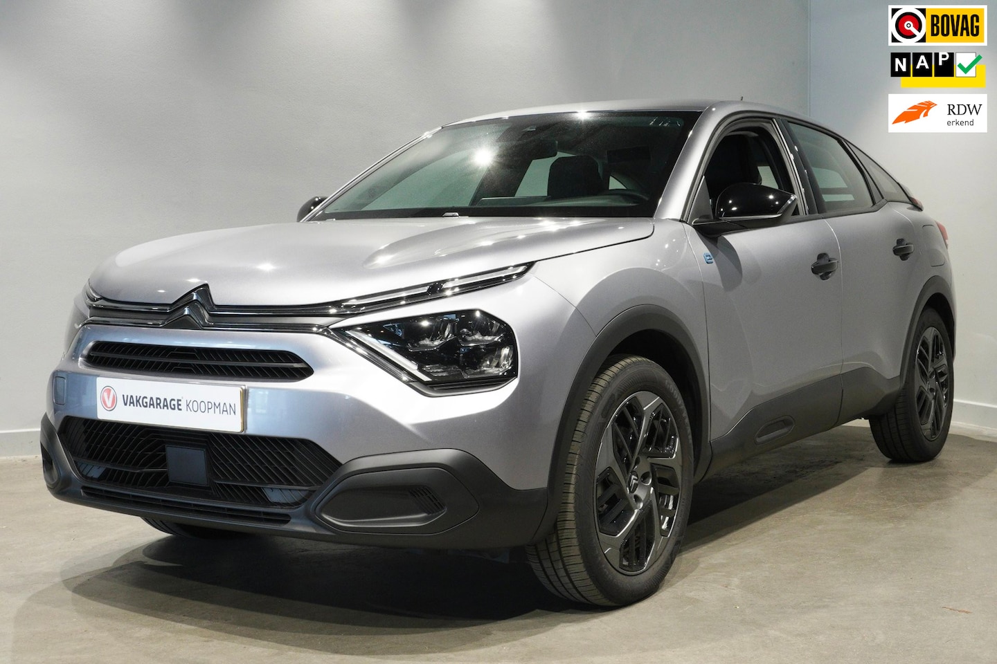 Citroën Ë-C4 - You 50 kWh Cruise|Carplay|Lane - AutoWereld.nl