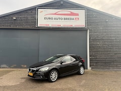 Volvo V40 Cross Country - 1.5 T3 Polar+ Luxury Automaat