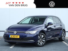 Volkswagen Golf - 1.0 eTSI Life Business 110pk DSG | Trekhaak | Cruise control | Camera | LED | Keyless | Na