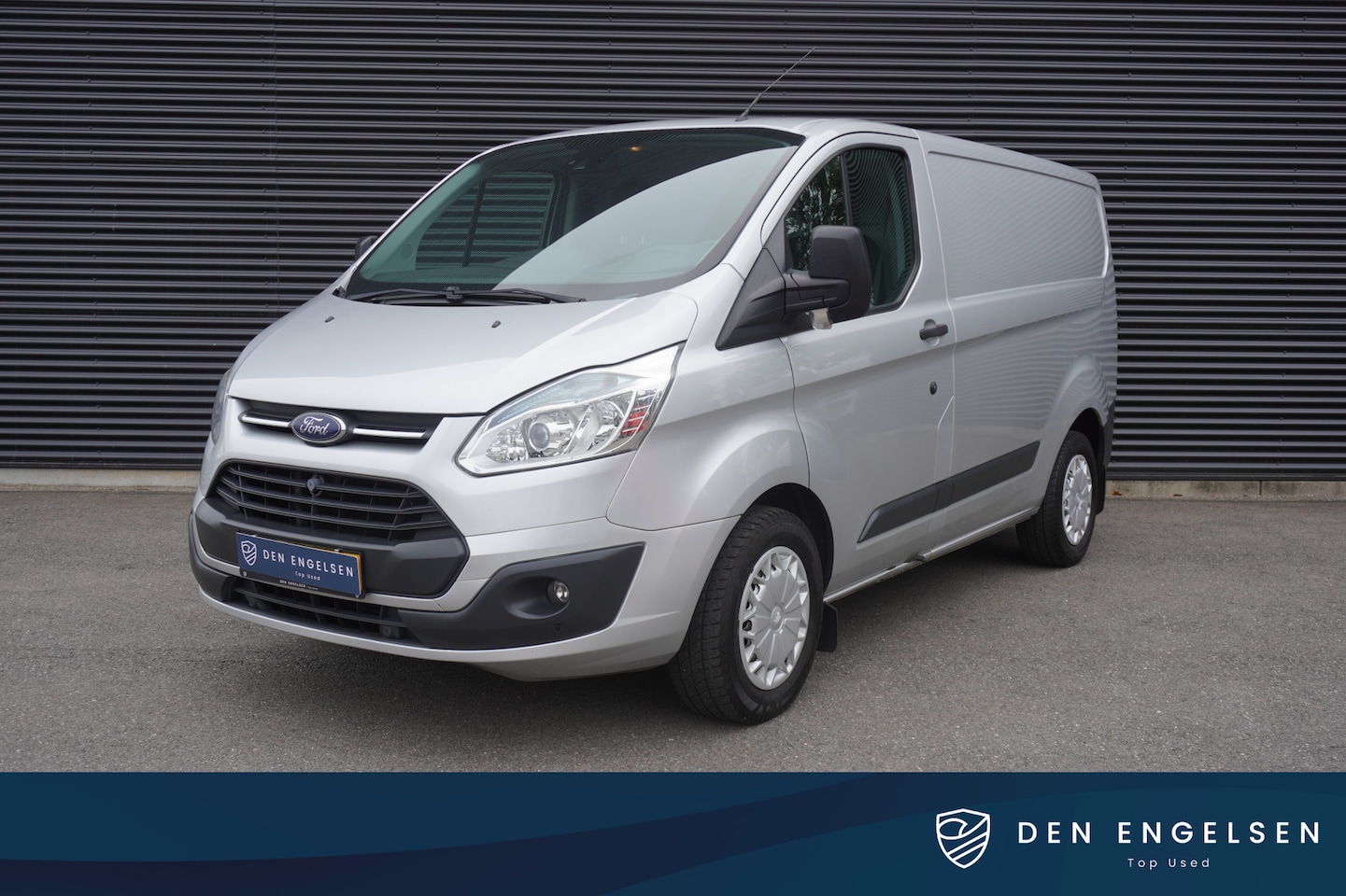 Ford Transit Custom - 101pk L1H1 Trekhaak Navigatie Airco Cruise control Camera Parkeersensoren - AutoWereld.nl