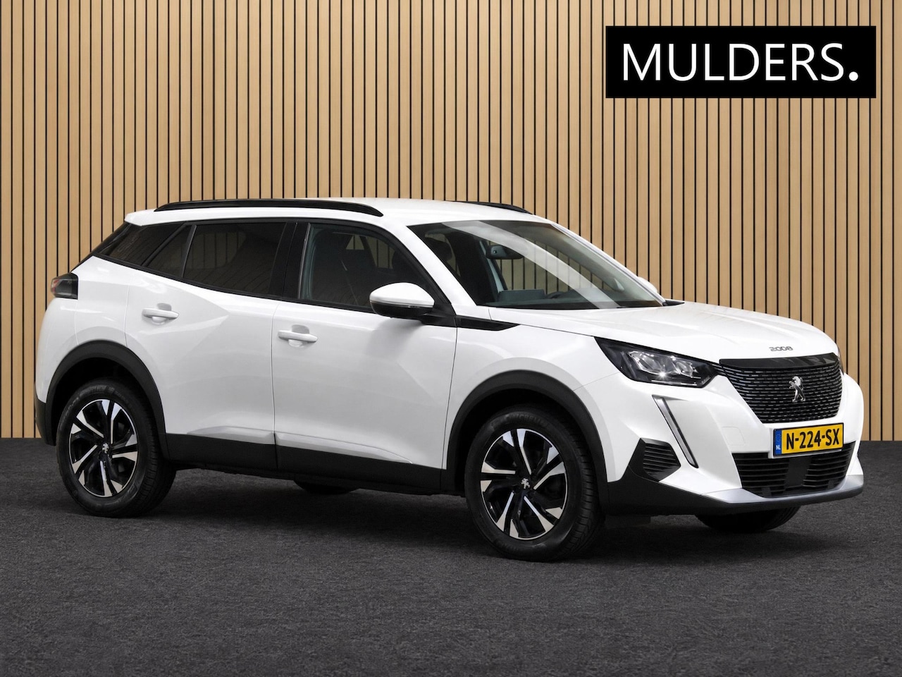 Peugeot 2008 - 1.2 PT 130 Allure | Camera/Navi/Climate - AutoWereld.nl