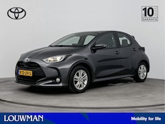Toyota Yaris - 1.5 VVT-i Active | Stoelverwarming | Trekhaak | Achteruitrijcamera |