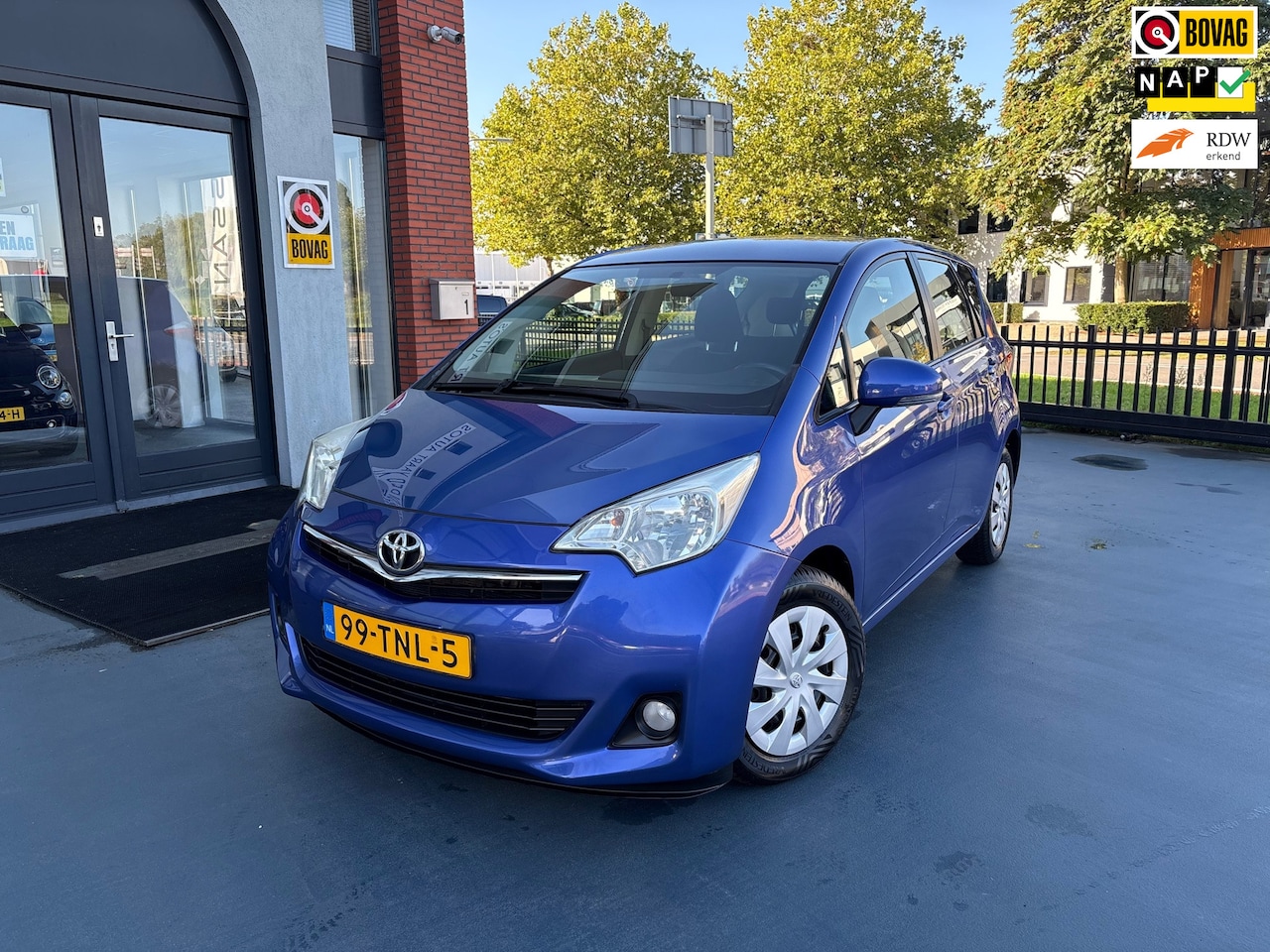 Toyota Verso S - 1.3 VVT-i Aspiration AUTOMAAT CLIMA - AutoWereld.nl