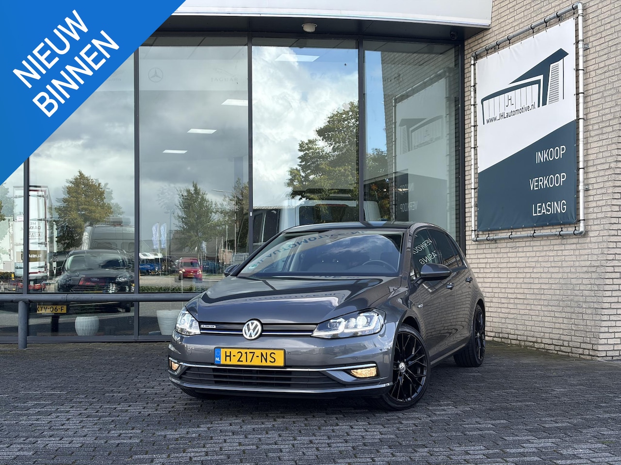 Volkswagen Golf - 1.5 TSI*ACC*LED*NAVI*ECC*SPORSTOELEN*PDC*NAVI*LMV* - AutoWereld.nl