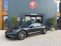 Porsche Taycan - Performance 84 kWh l pano l bose l 360 camera