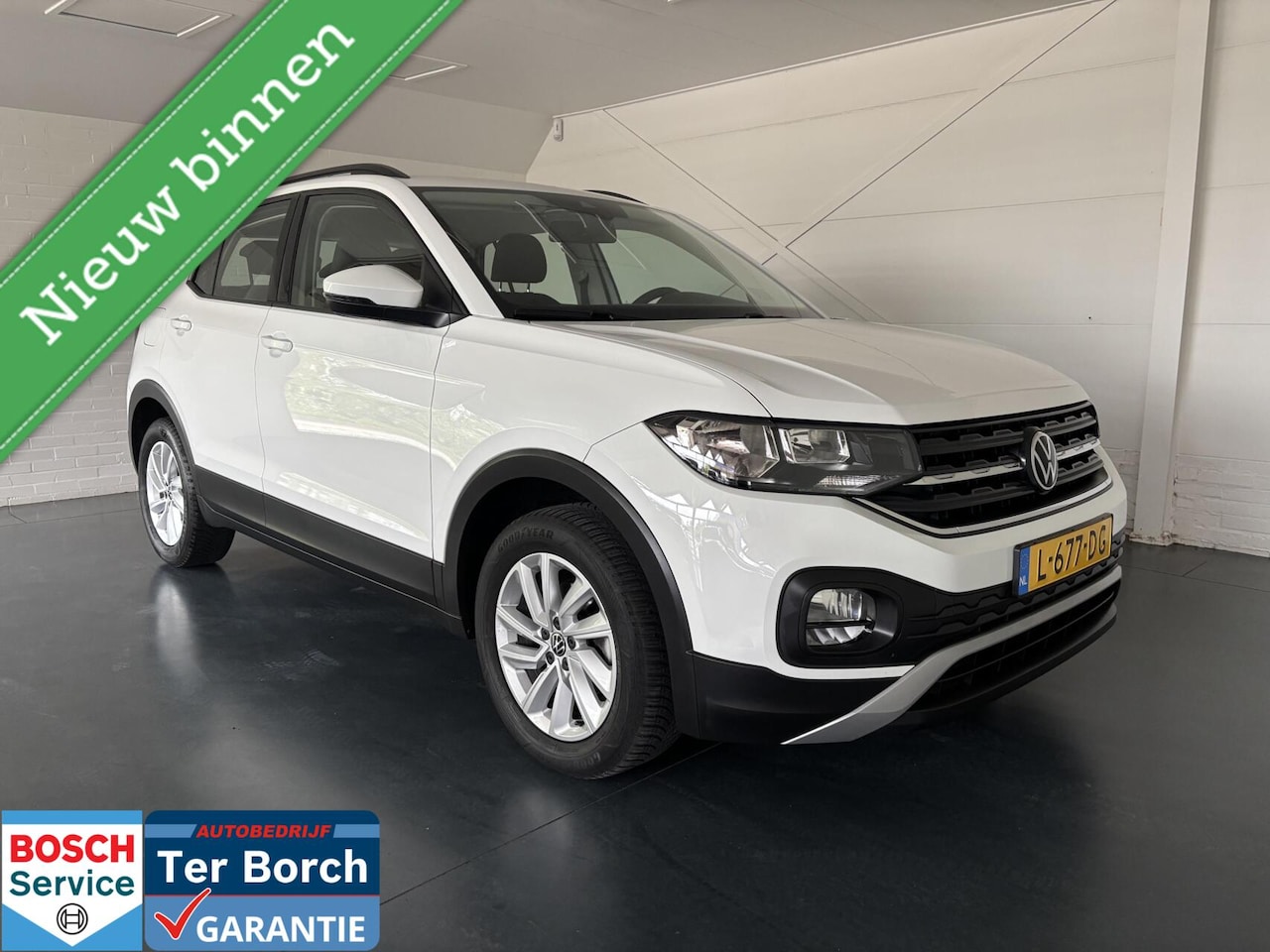 Volkswagen T-Cross - 1.0 TSI Life Executive Adaptive,Navi,Car-play - AutoWereld.nl
