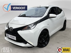 Toyota Aygo - 1.0 VVT-i x-play Airco Camera Bt Lmv