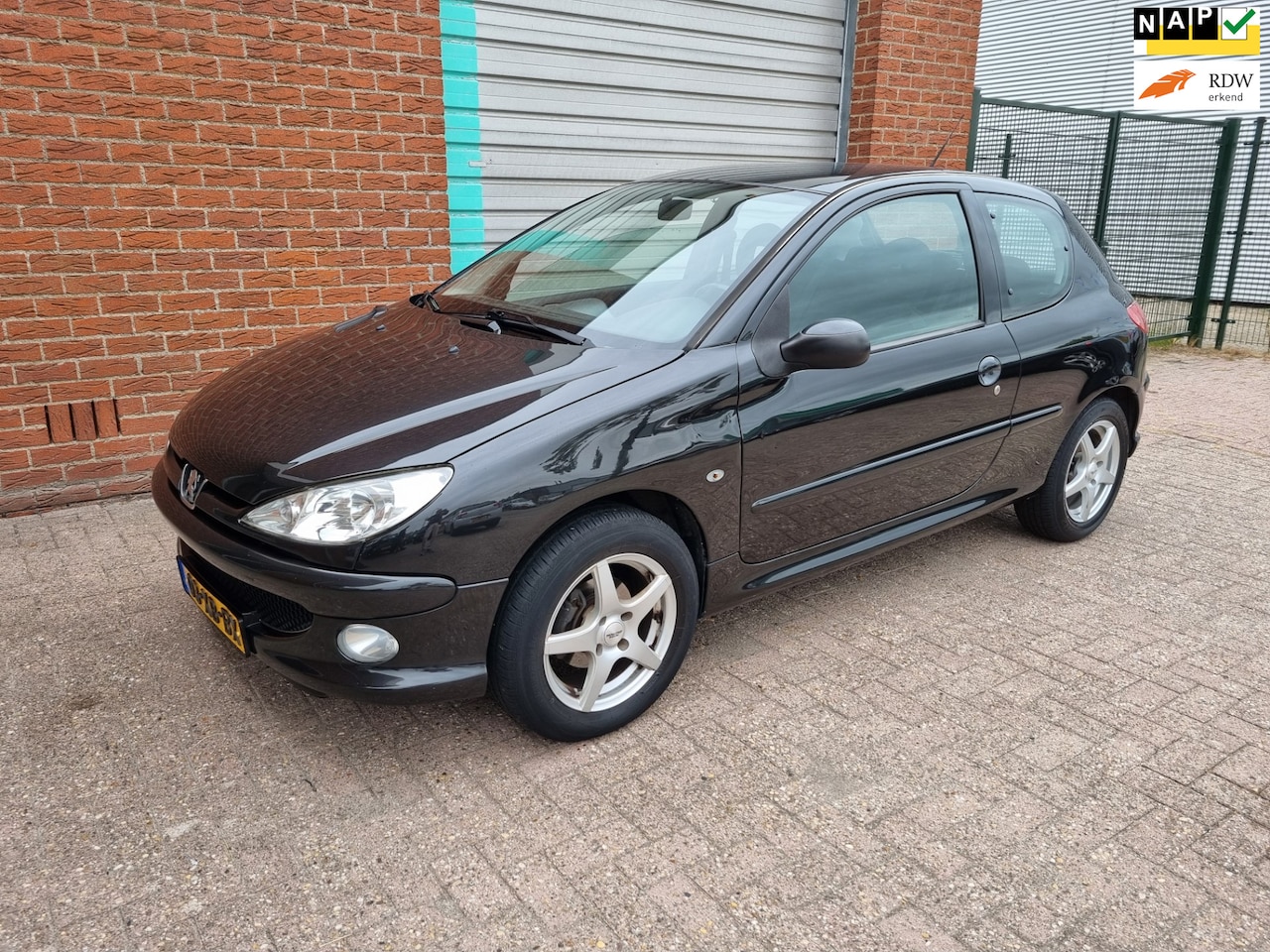 Peugeot 206 - 1.4 Air-line 3-Drs Airco! Bj:2007 NAP! - AutoWereld.nl
