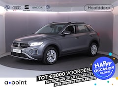 Volkswagen T-Roc - 1.5 TSI Life 150PK DSG | Private lease vanaf €574 | Achteruitrijcamera | Stoelverwarming |